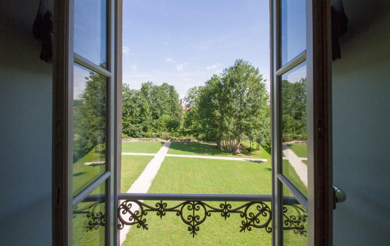 Le Prieure Hotell Noyers-sur-Serein Exteriör bild